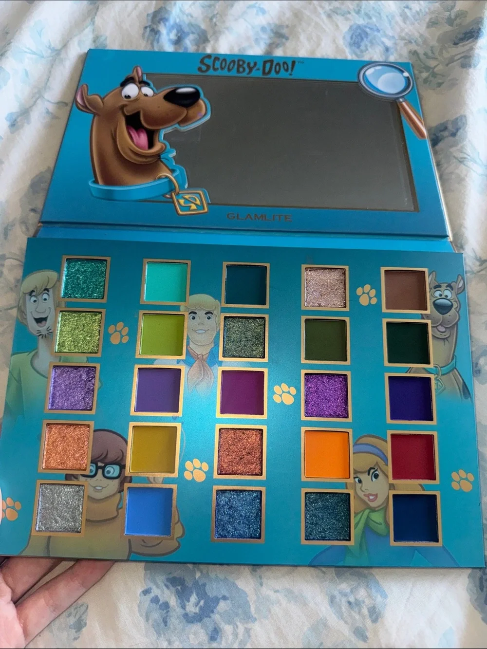 Glamlite Scooby-Doo 25-Color Eyeshadow Palette - Multicolor - Picture 2 of 6